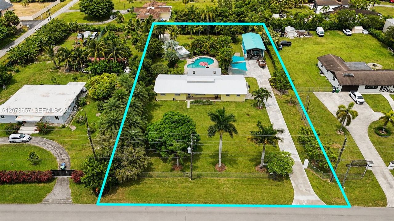En Venta: $974,900 (3 camas, 2 baños, 1909 Pies cuadrados)