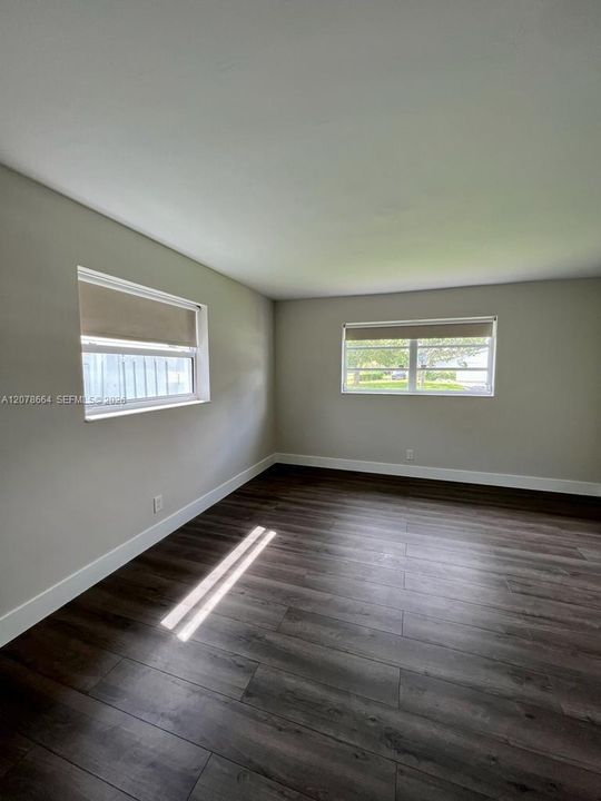 For Rent: $3,700 (2 beds, 2 baths, 1586 Square Feet)