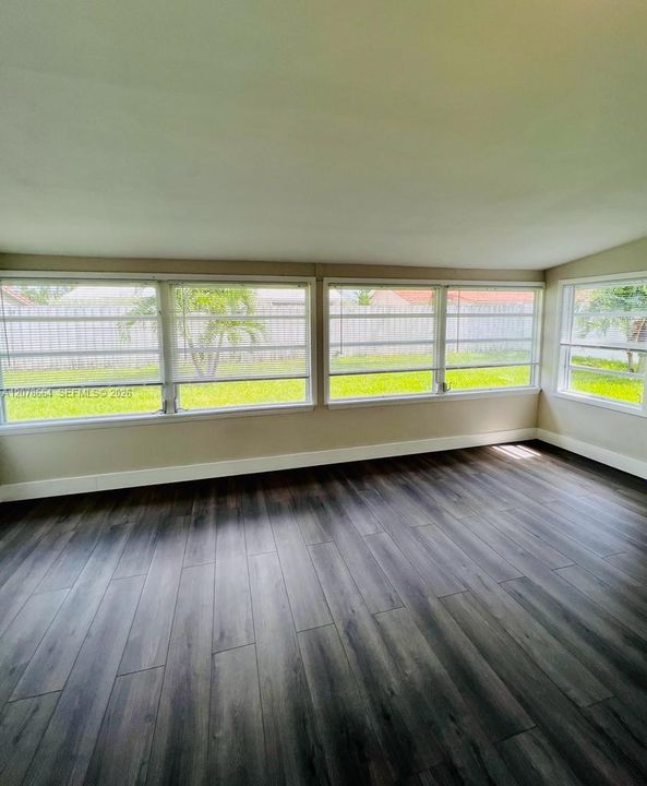 For Rent: $3,700 (2 beds, 2 baths, 1586 Square Feet)