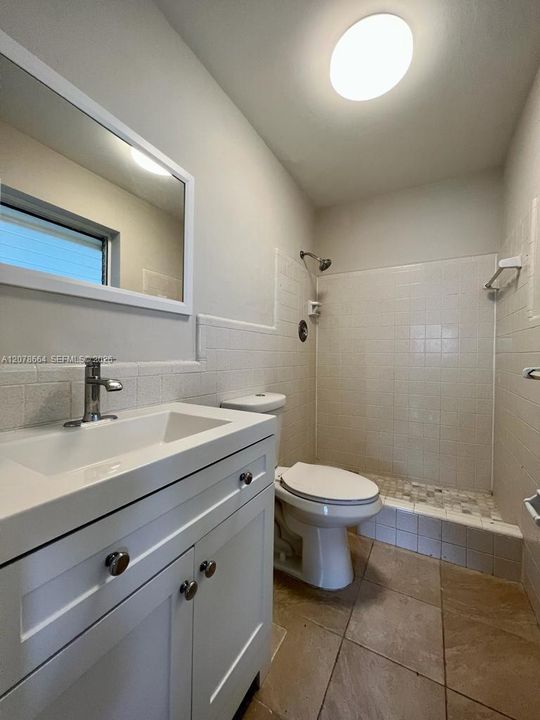 For Rent: $3,700 (2 beds, 2 baths, 1586 Square Feet)