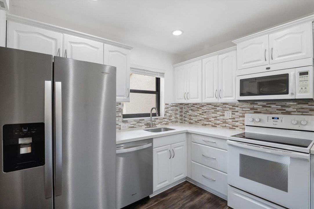 06-Padnis-4155 Carambola Cir S-6