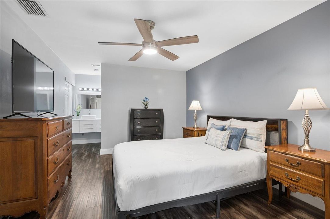 09-Padnis-4155 Carambola Cir S-9