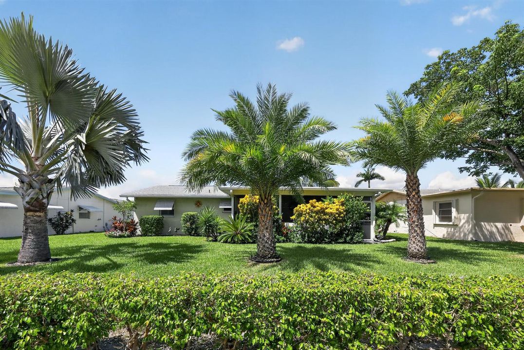 02_3550_Joseph_Dr-Exterior-0109