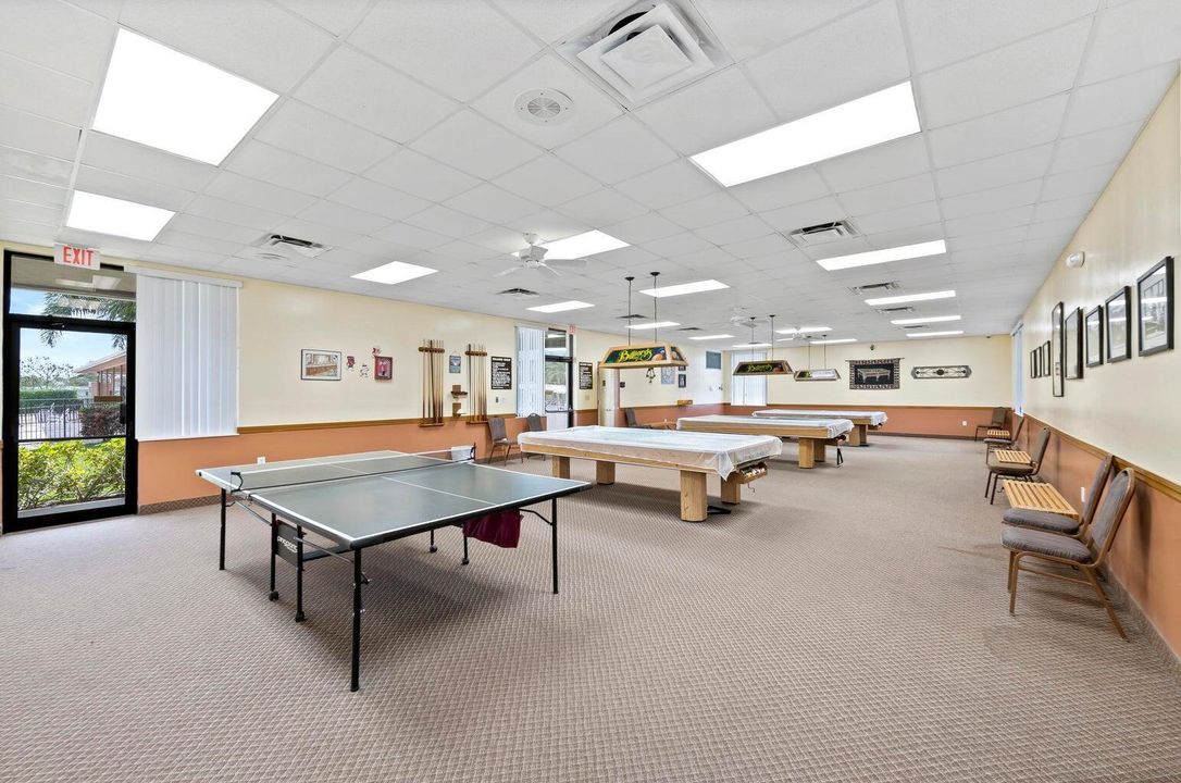 Cypress Lakes Community Pool Tennis Tabl