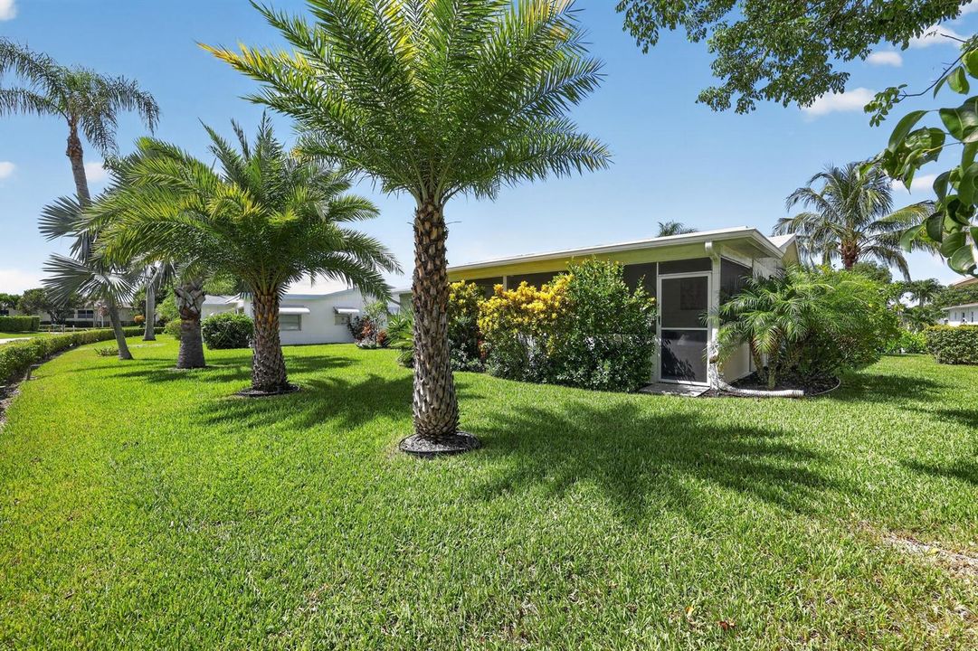 11_3550_Joseph_Dr-Exterior-0106