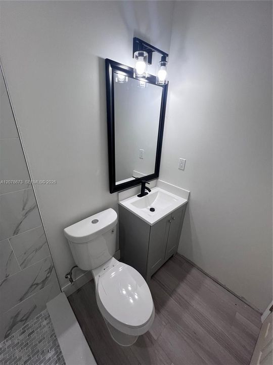 В аренду: $1,400 (1 спален, 1 ванн, 1555 Квадратных фут)