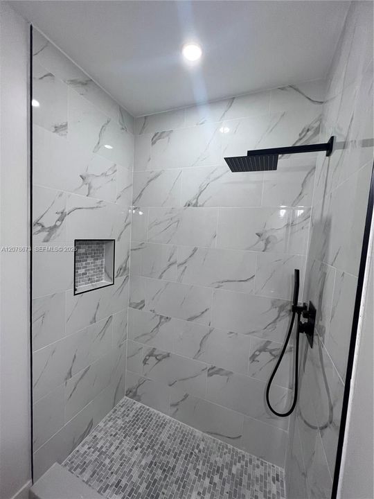 В аренду: $1,400 (1 спален, 1 ванн, 1555 Квадратных фут)