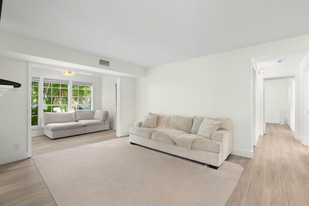 24-web-or-mls-5063 Heatherhill Ln 6, Boc