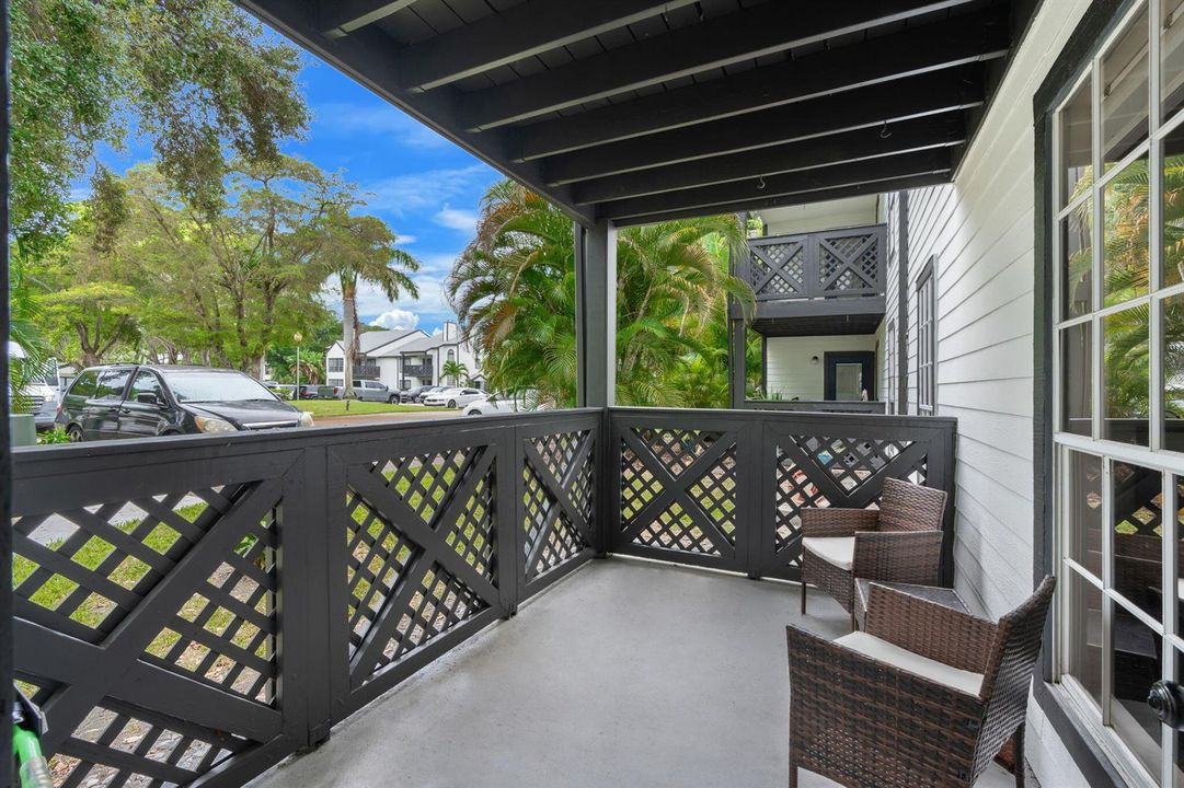 23-web-or-mls-5063 Heatherhill Ln 6, Boc
