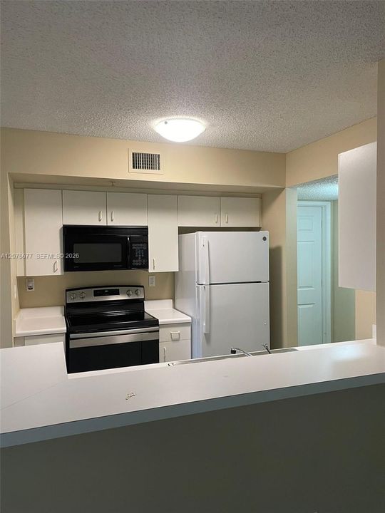 En Venta: $215,000 (1 camas, 1 baños, 823 Pies cuadrados)