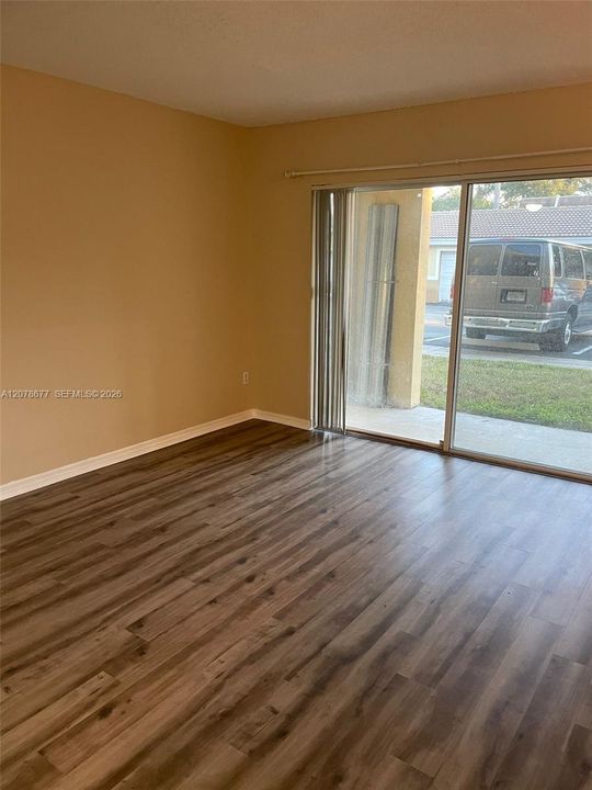 En Venta: $215,000 (1 camas, 1 baños, 823 Pies cuadrados)