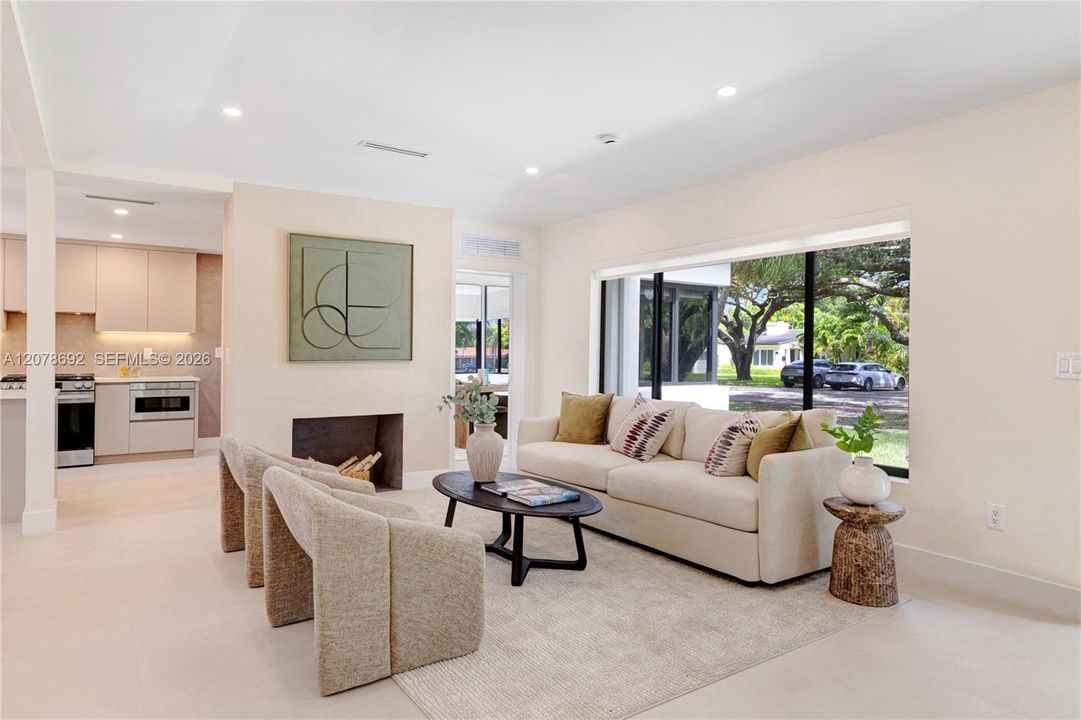 : $2,222,000 (4 camas, 3 baños, 2227 Pies cuadrados)