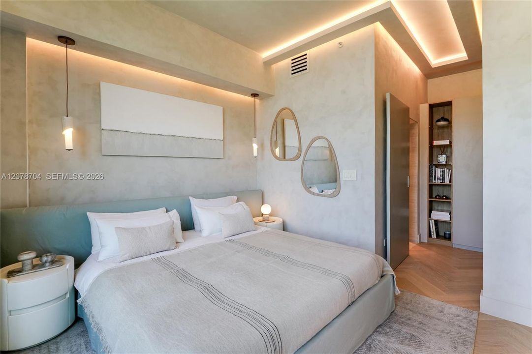 For Rent: $4,450 (1 beds, 2 baths, 875 Square Feet)