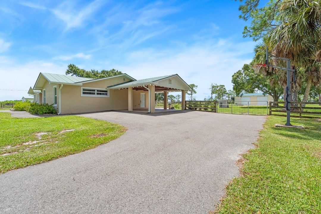 Carport