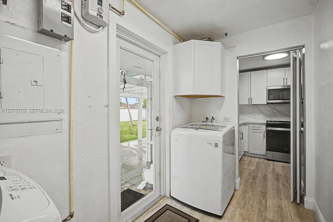 В аренду: $2,900 (2 спален, 1 ванн, 1320 Квадратных фут)