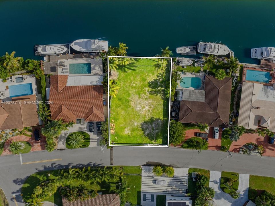 For Sale: $2,900,000 (0.21 acres)