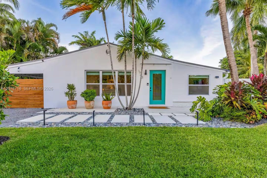 En Venta: $975,000 (2 camas, 1 baños, 960 Pies cuadrados)