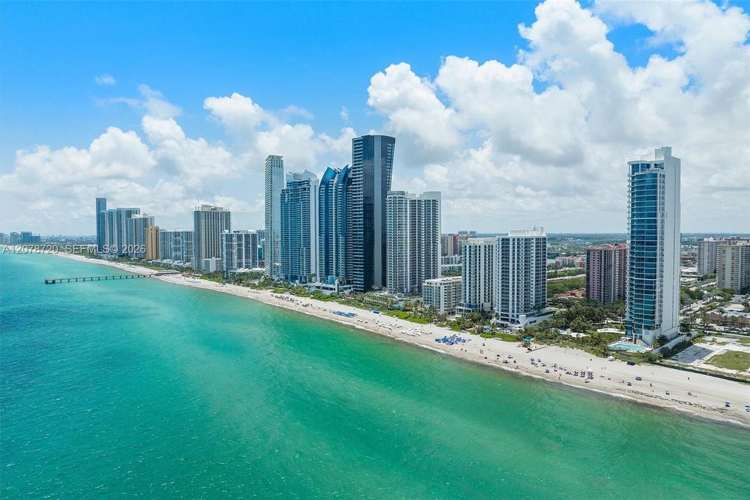 For Rent: $15,000 (2 beds, 3 baths, 2070 Square Feet)