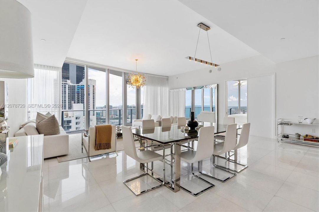 For Rent: $15,000 (2 beds, 3 baths, 2070 Square Feet)