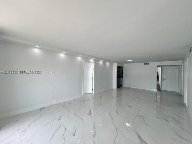 For Rent: $3,775 (3 beds, 2 baths, 1290 Square Feet)