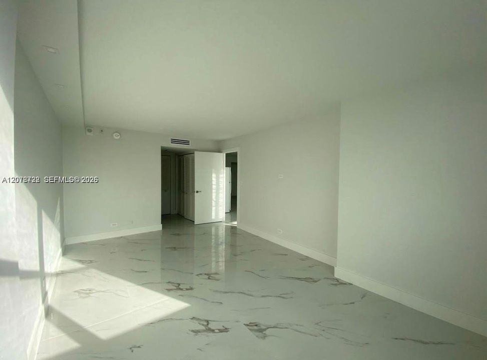 For Rent: $3,775 (3 beds, 2 baths, 1290 Square Feet)