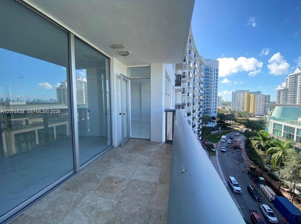 For Rent: $3,775 (3 beds, 2 baths, 1290 Square Feet)