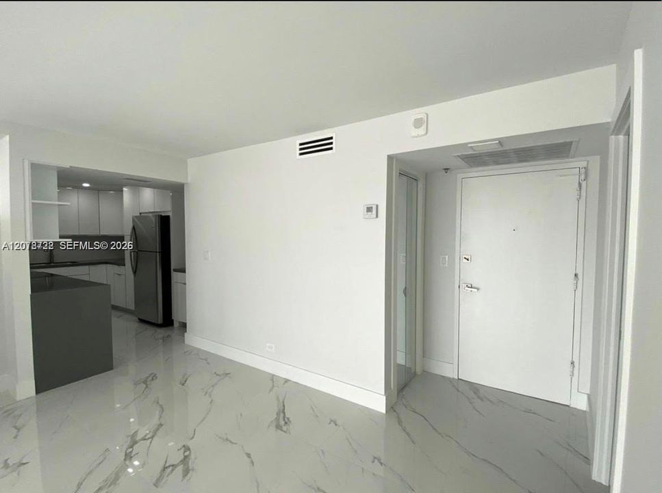 For Rent: $3,775 (3 beds, 2 baths, 1290 Square Feet)