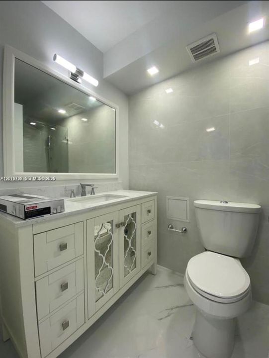 For Rent: $3,775 (3 beds, 2 baths, 1290 Square Feet)