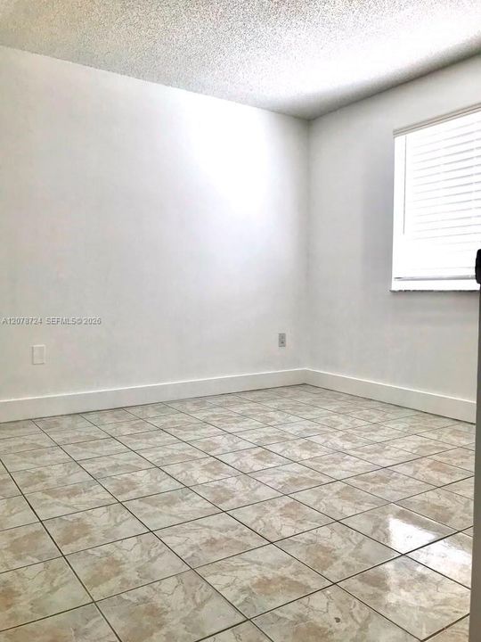 En Renta: $2,100 (2 camas, 2 baños, 870 Pies cuadrados)