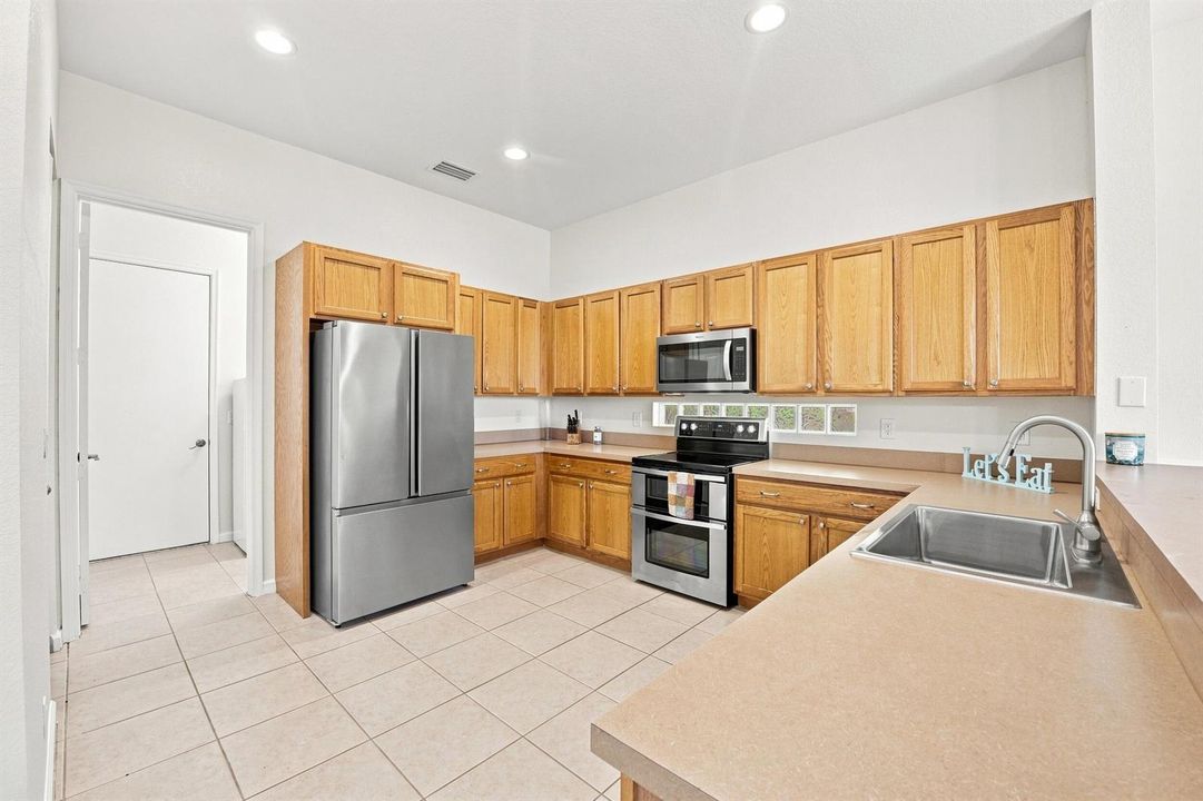 Kitchen 1