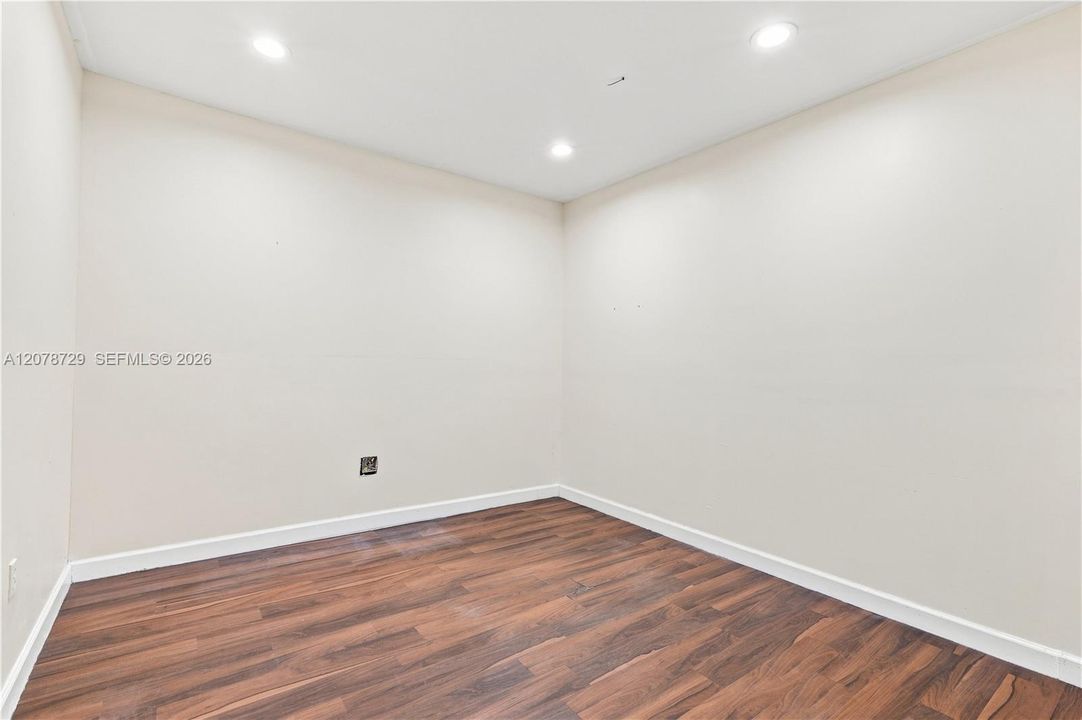 For Rent: $17,000 (0 beds, 0 baths, 0 Square Feet)