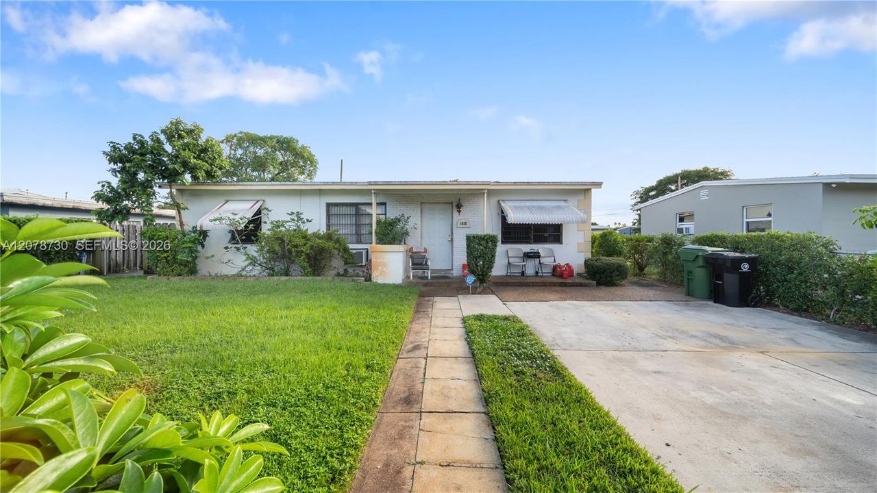 En Venta: $449,000 (3 camas, 2 baños, 984 Pies cuadrados)