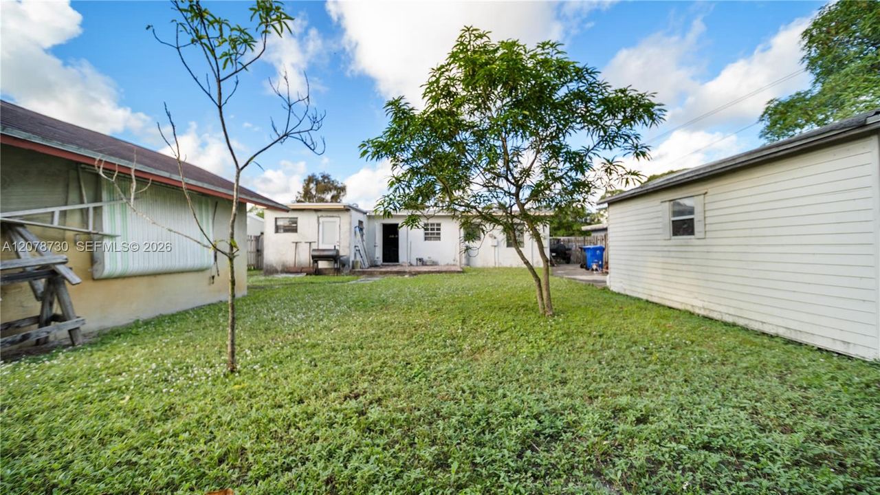 En Venta: $449,000 (3 camas, 2 baños, 984 Pies cuadrados)