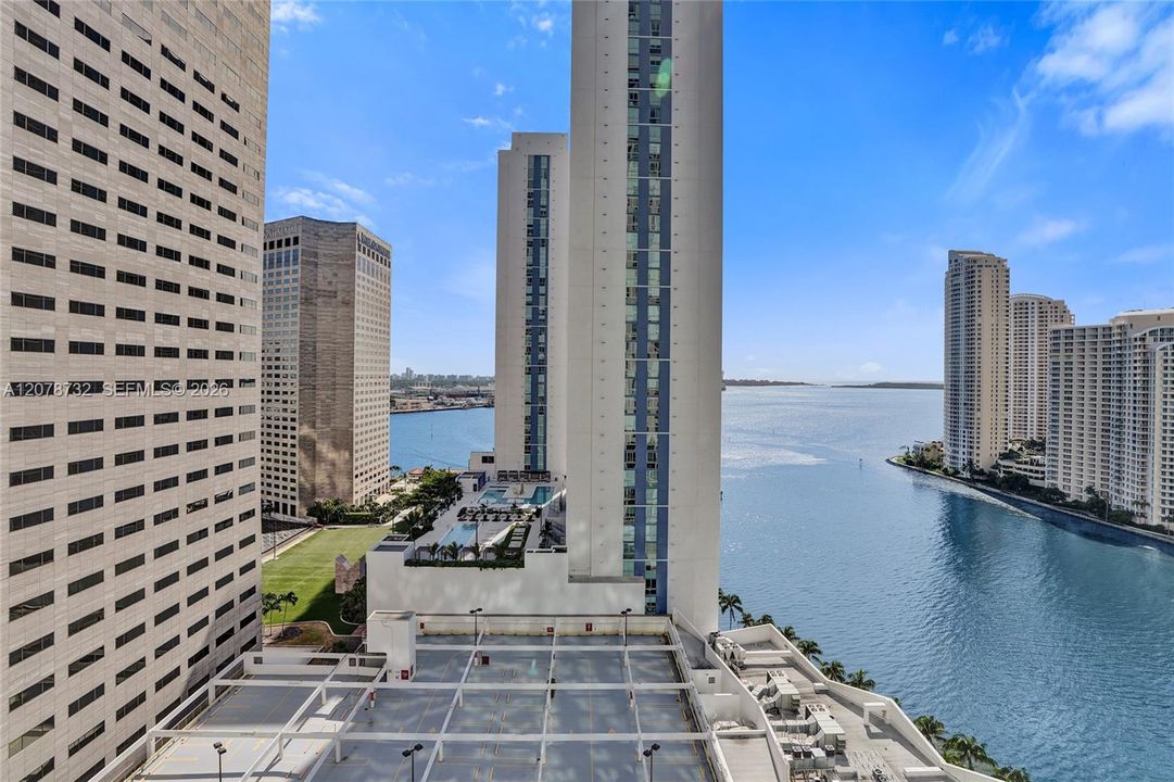 En Venta: $750,000 (2 camas, 2 baños, 1126 Pies cuadrados)