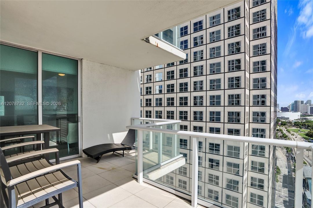 En Venta: $750,000 (2 camas, 2 baños, 1126 Pies cuadrados)