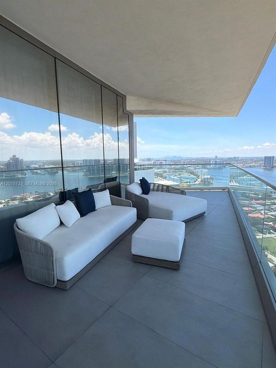 For Rent: $15,000 (2 beds, 2 baths, 1192 Square Feet)