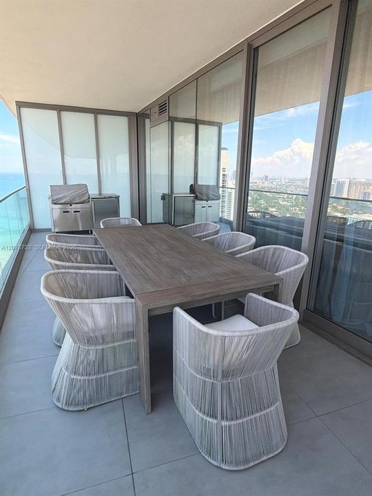 For Rent: $15,000 (2 beds, 2 baths, 1192 Square Feet)