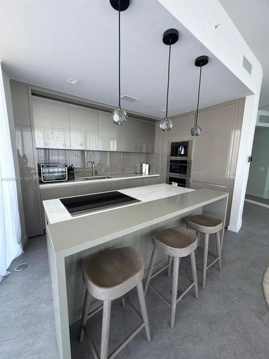 For Rent: $15,000 (2 beds, 2 baths, 1192 Square Feet)