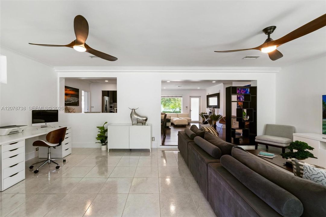 Movie nights, quiet mornings, Sunday afternoons—this is the kind of space that adapts to whatever the day brings.