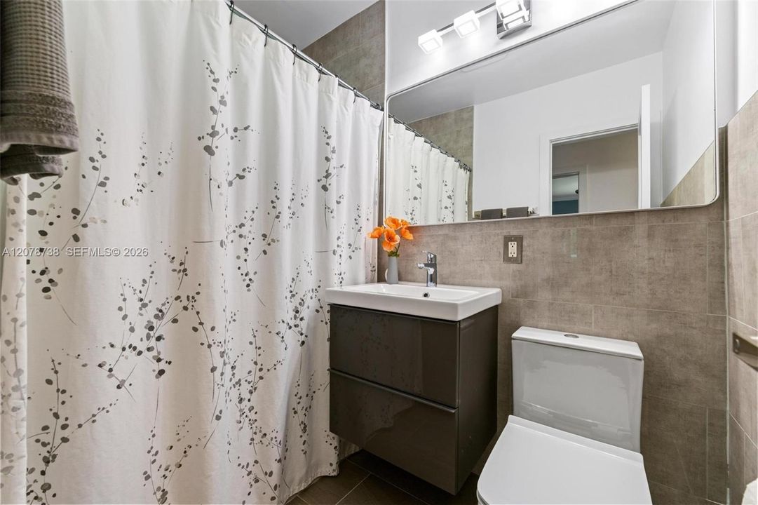 Contemporary finishes and a clean, streamlined design bring a polished touch to the everyday.