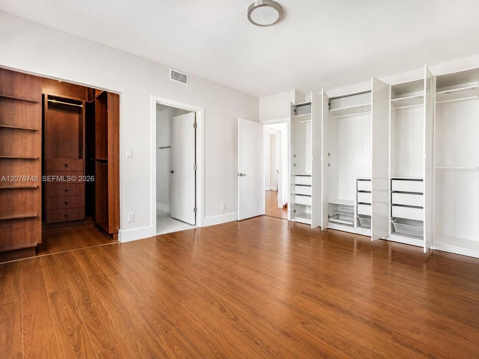 For Rent: $2,850 (2 beds, 2 baths, 1316 Square Feet)