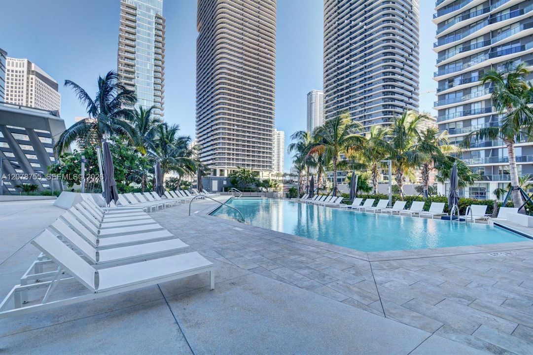En Venta: $1,199,000 (2 camas, 2 baños, 1264 Pies cuadrados)