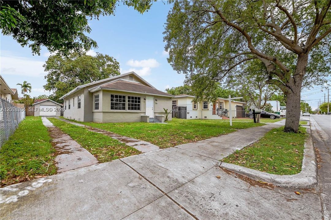 En Venta: $695,000 (0 camas, 0 baños, 1535 Pies cuadrados)
