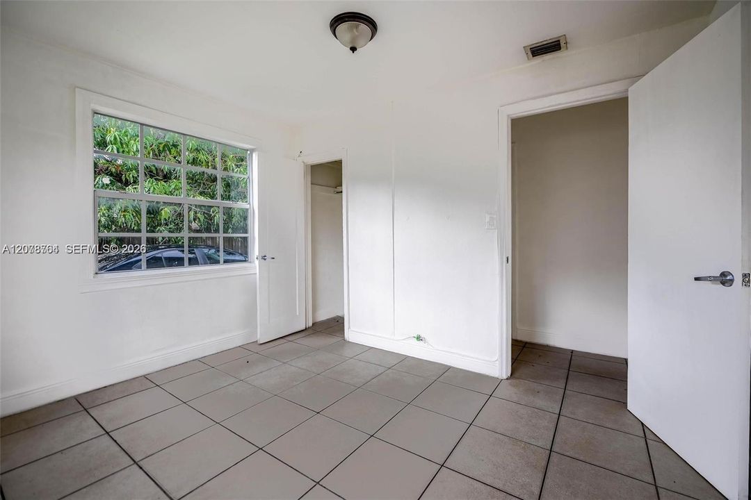 En Venta: $695,000 (0 camas, 0 baños, 1535 Pies cuadrados)