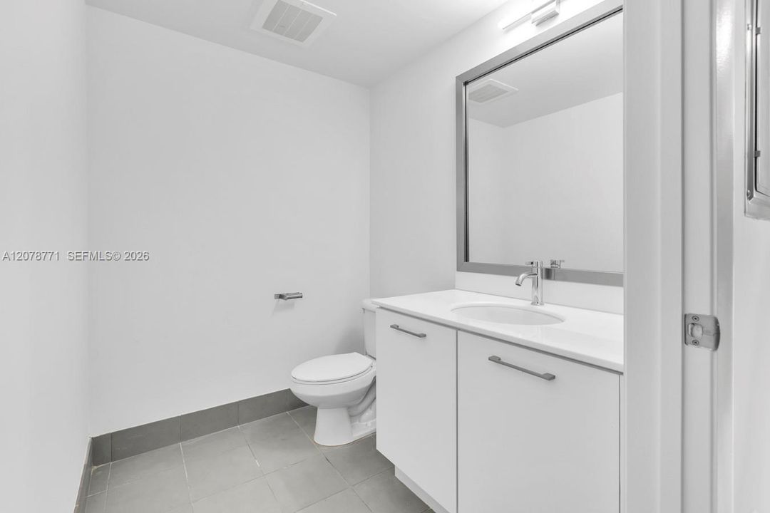 For Rent: $4,600 (2 beds, 2 baths, 1235 Square Feet)