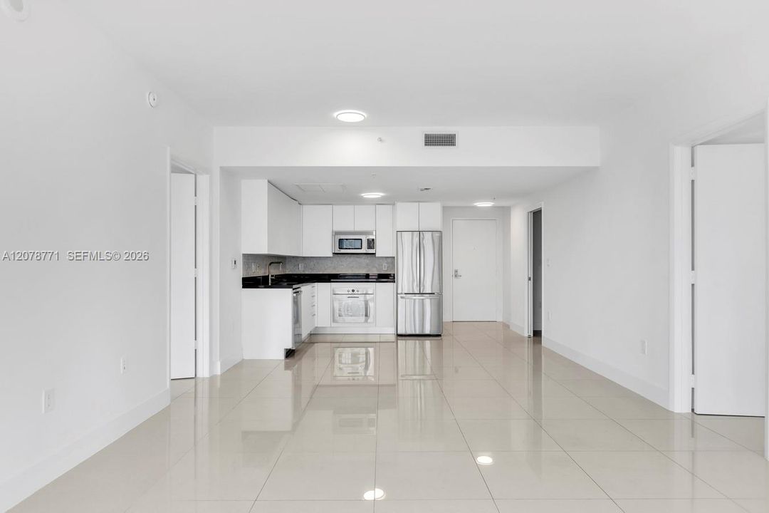 For Rent: $4,600 (2 beds, 2 baths, 1235 Square Feet)