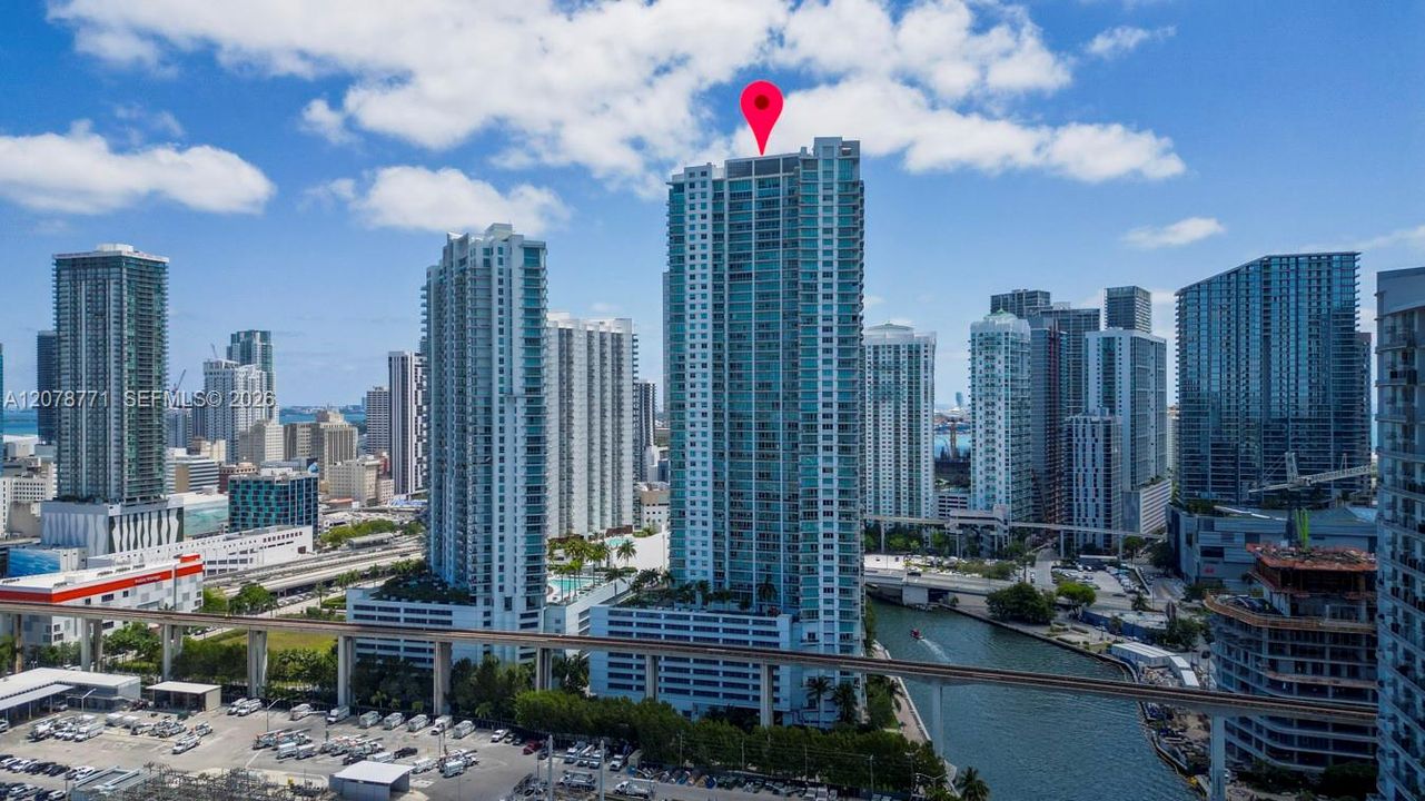 For Rent: $4,600 (2 beds, 2 baths, 1235 Square Feet)