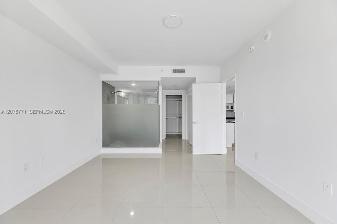 For Rent: $4,600 (2 beds, 2 baths, 1235 Square Feet)