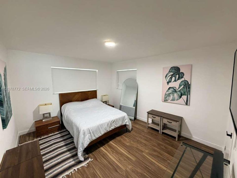 For Rent: $2,000 (10 beds, 10 baths, 8202 Square Feet)