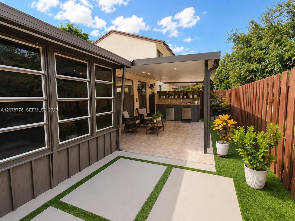 En Venta: $485,000 (2 camas, 2 baños, 1089 Pies cuadrados)